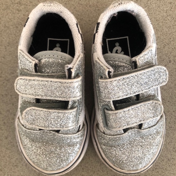 VANS Toddler Shoe - Picture 2 of 4